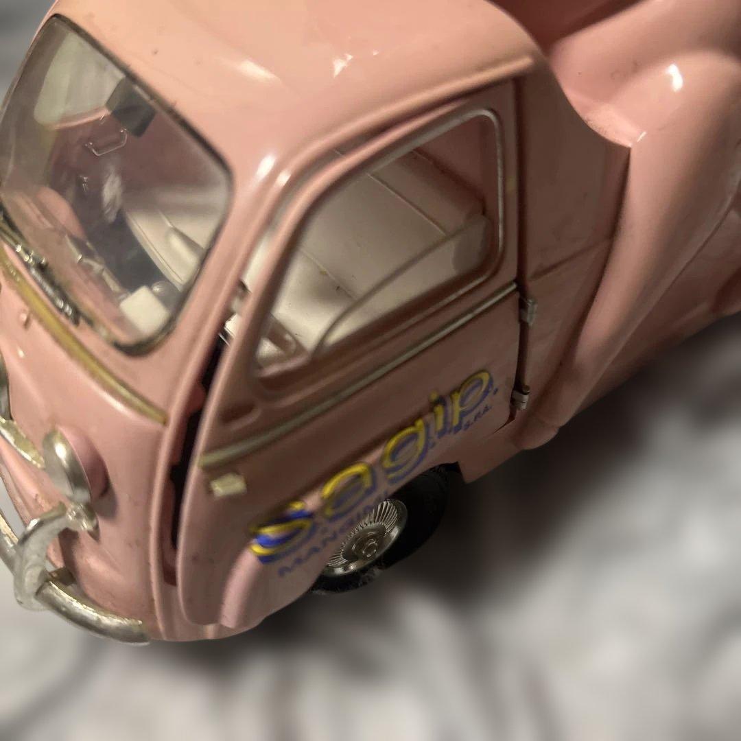 ERA 1/18 フィアット　600D PINKPIG PIGG 1960