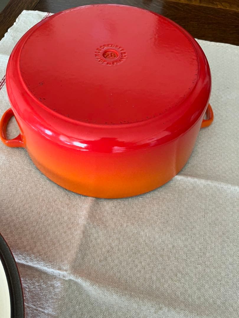 LE CREUSET ル、クルーゼ両手鍋 オレンジ28cm 美品