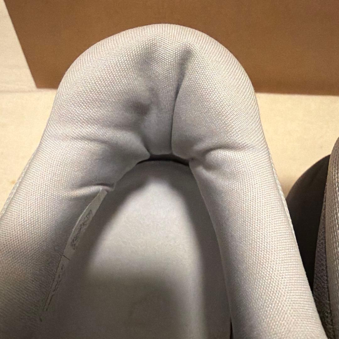 【中古美品】クラウドモンスター2 フロスト/ロック 24.5cm