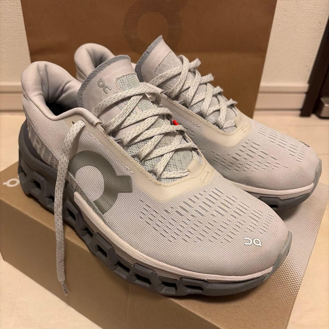 【中古美品】クラウドモンスター2 フロスト/ロック 24.5cm