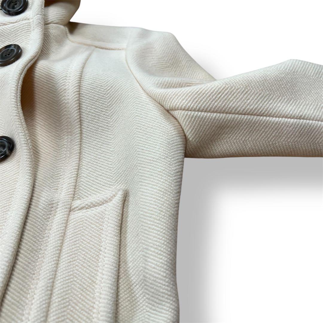 Burberry BLUE LABEL ダッフルコート　ホワイト　ファー取外し可