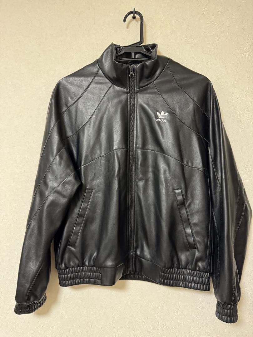 adidas フェイクレザージャケット M 黒