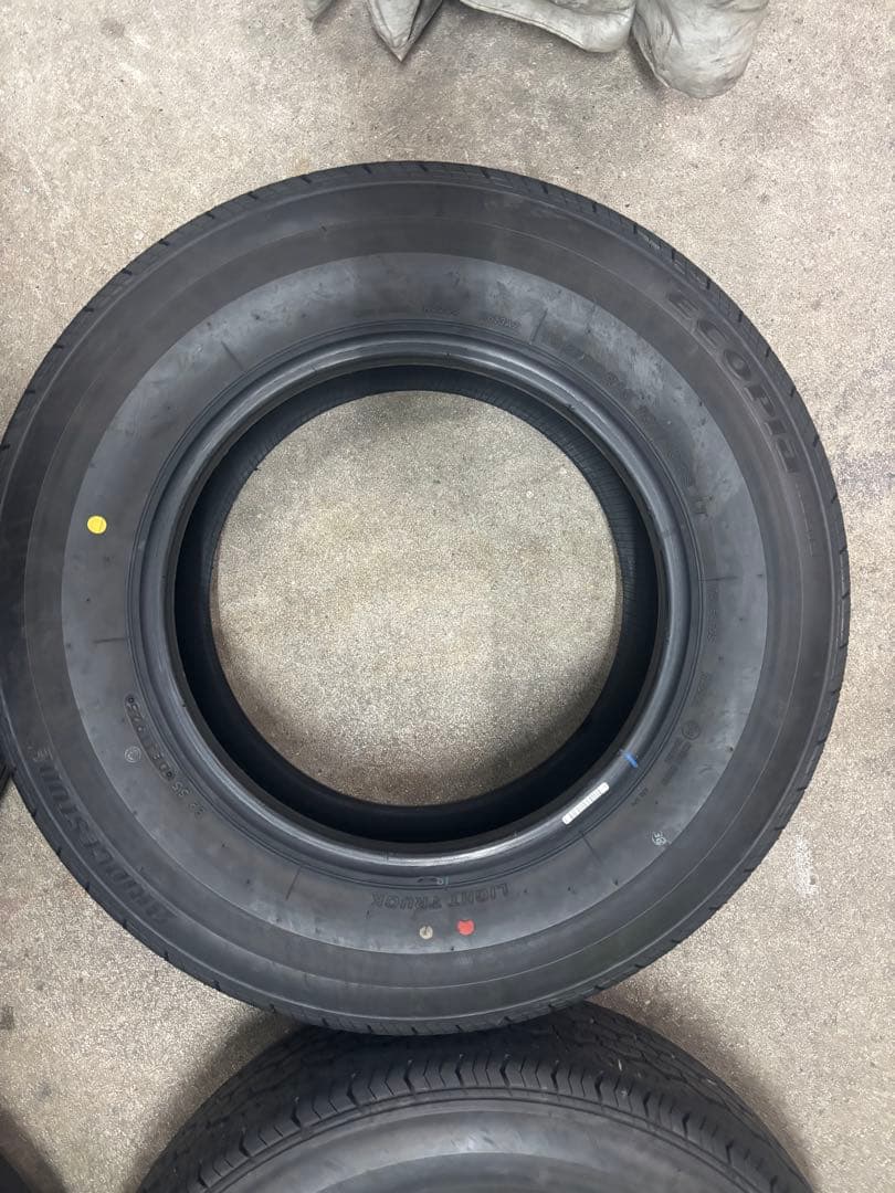 195/80R15 ブリヂストン エコピア 夏タイヤ 新車外し