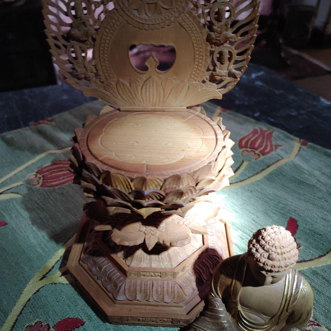 仏像　釈迦如来坐像　金彩