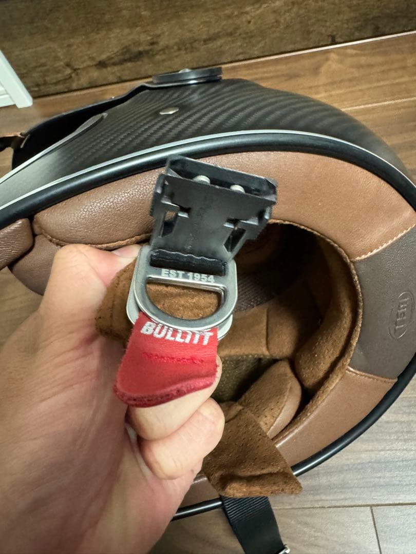 bell bullitt carbon ベル　ヘルメット　マットブラックカーボン