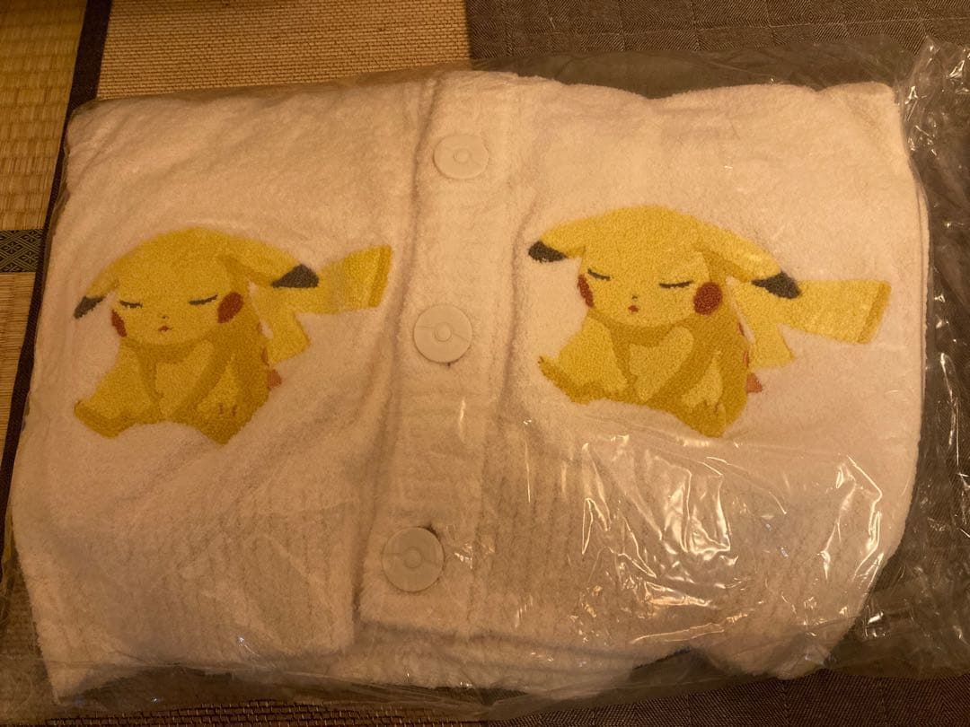 最安値　Xmas プレゼント　ピカチュウ ルームウェア ジェラピケ　カーディガン