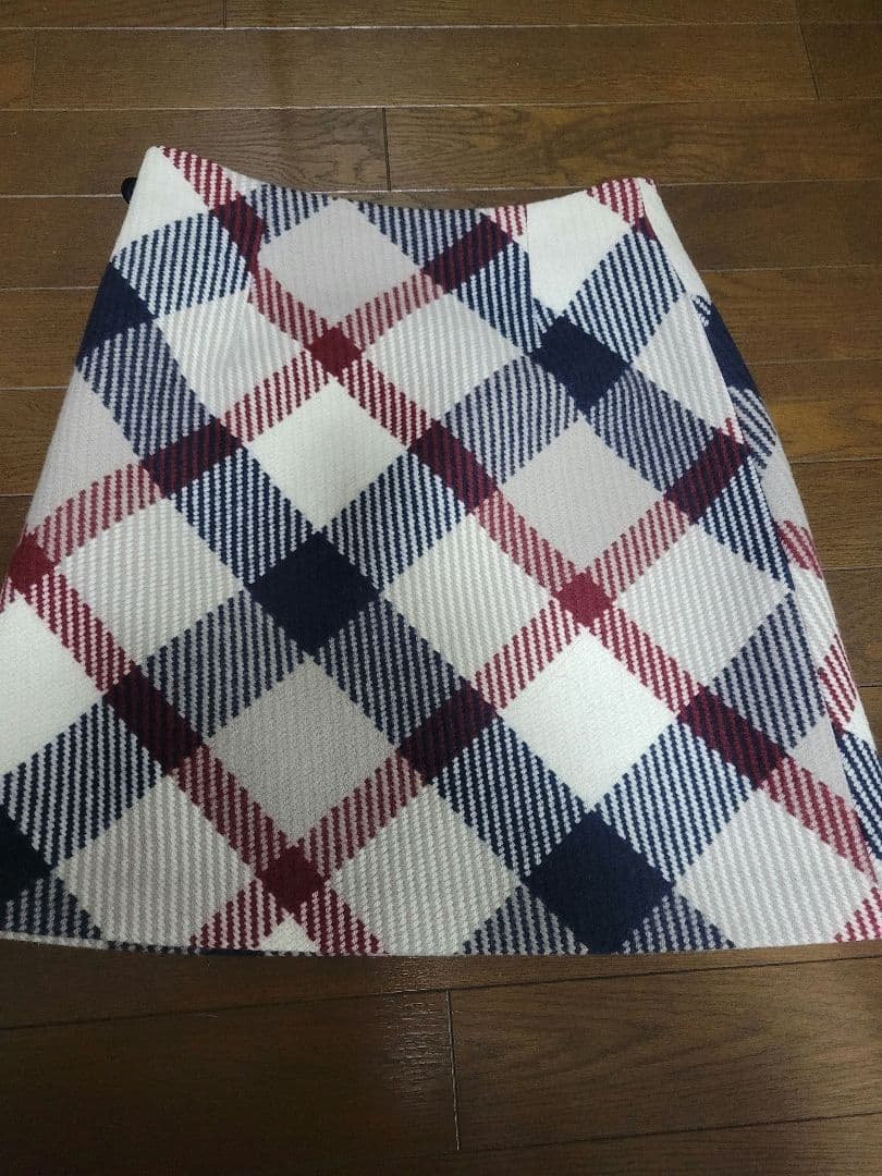 クレストブリッジチェック台形スカート　36サイズ