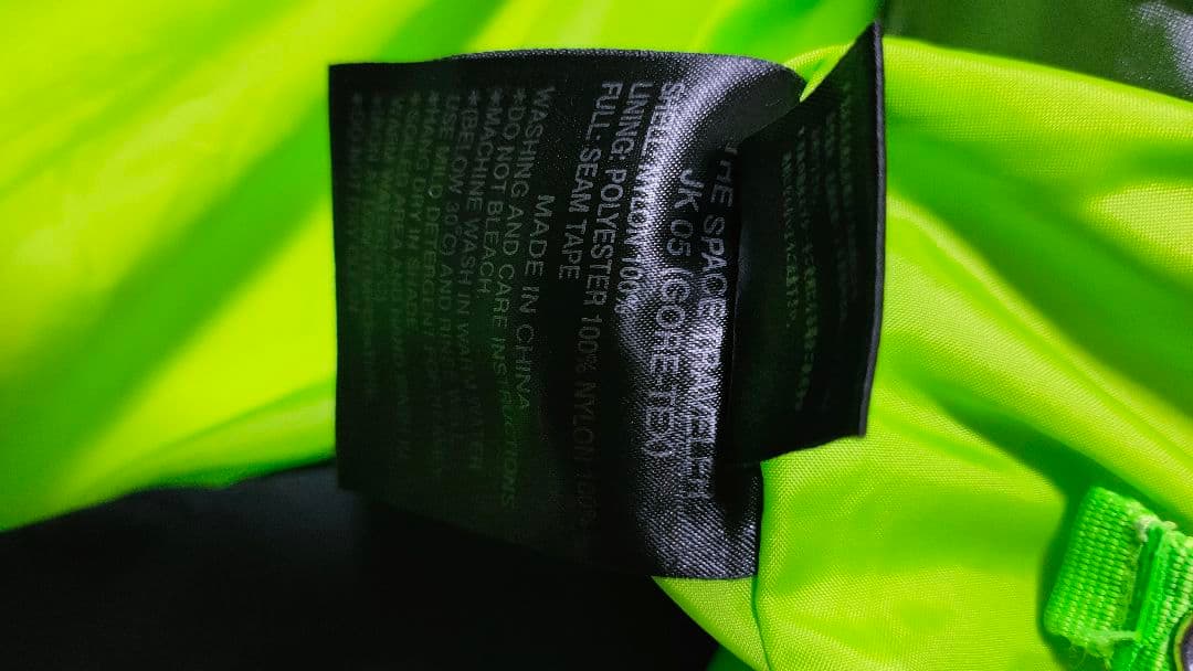 【REW アールイーダブリュー】 スノーボードウェア ゴアテックス