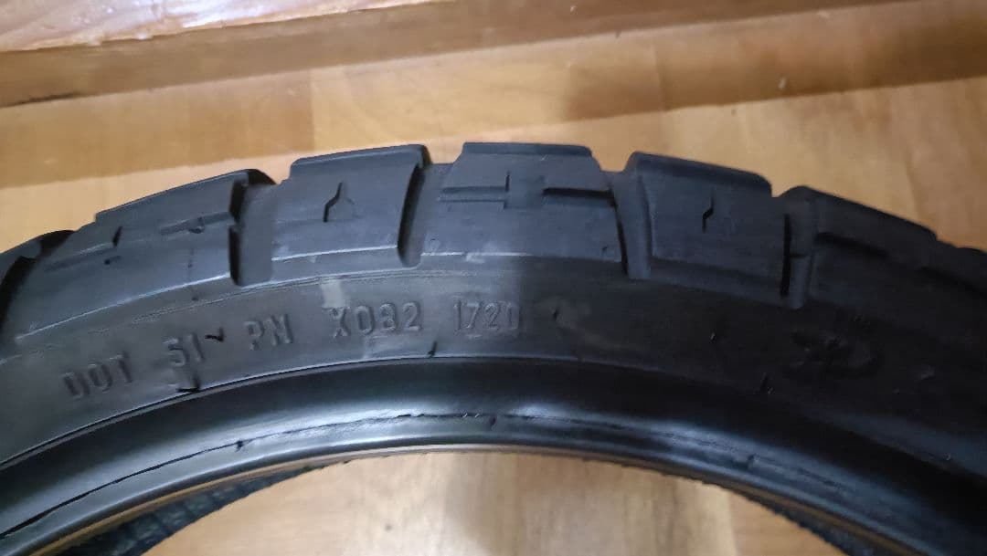 ピレリ　スコーピオンラリー　110/70R17 前後セット150/60R17