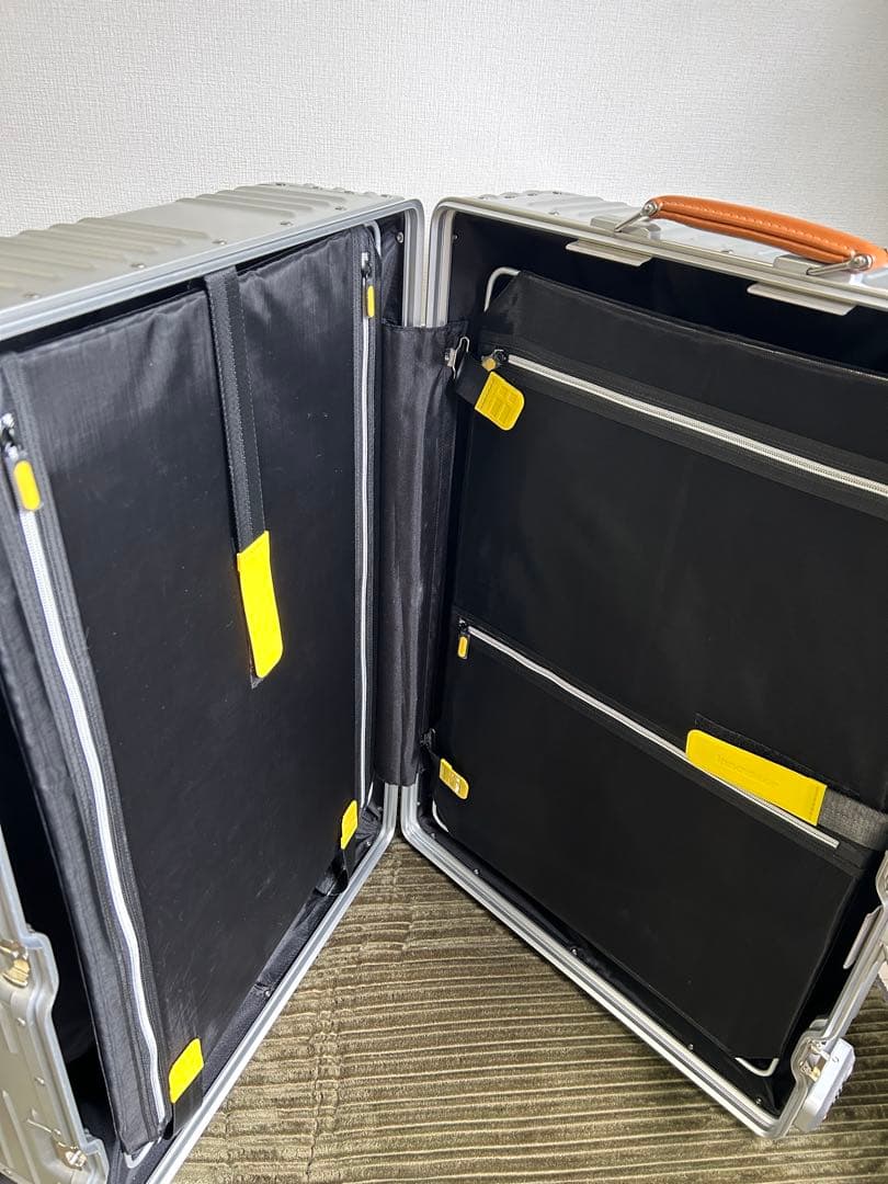 イノベーター　アルミ　スーツケース　96L innovator inv7811