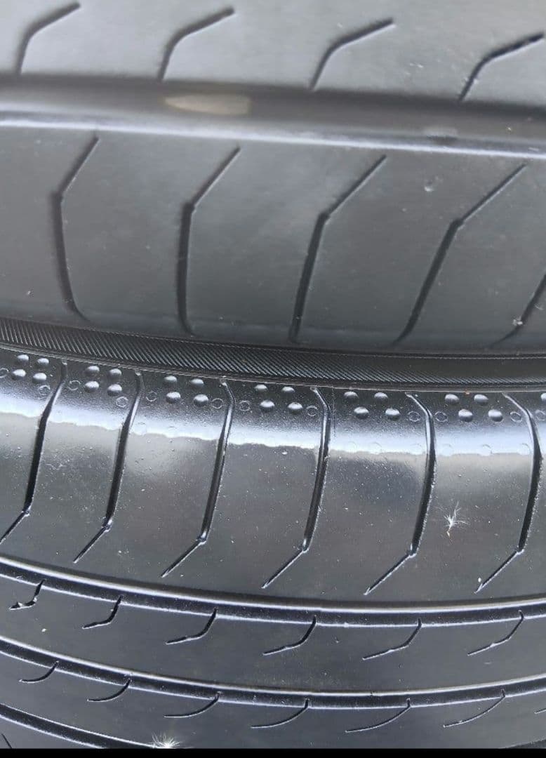 205/60R16ヨコハマ ブルーアース- RV03 サマータイヤ 4本セット