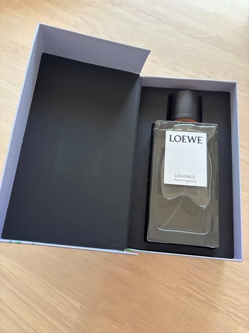 新品　LOEWE ホームフレグランス　LIQUORICE