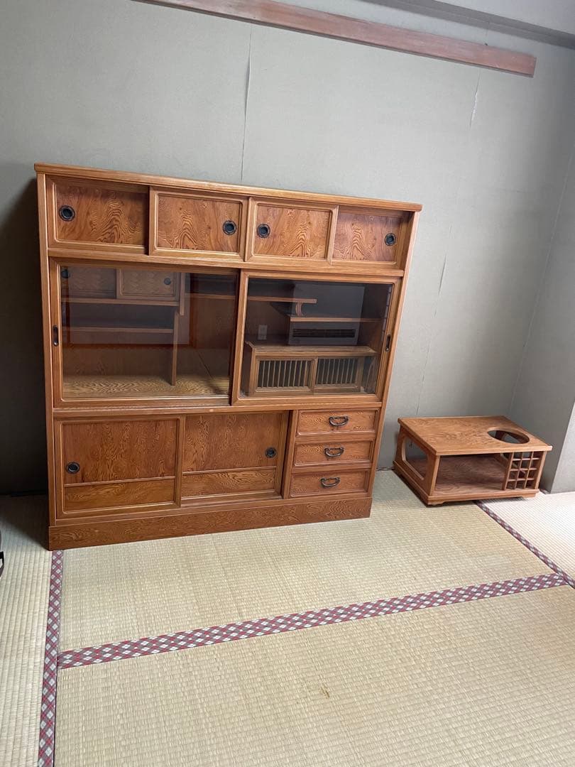 屋久杉茶箪笥　ポット置き付き