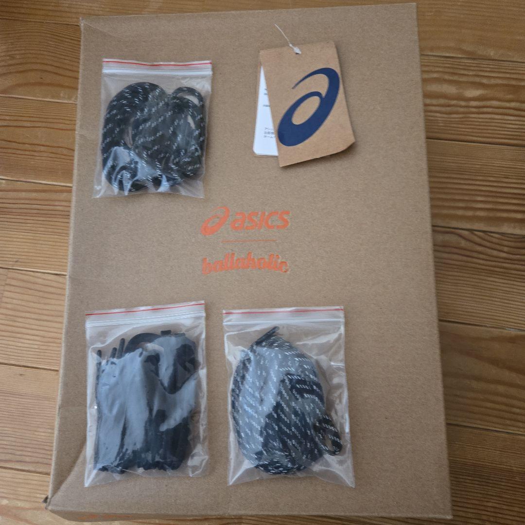 ASICS × ballaholic NOVA SURGE