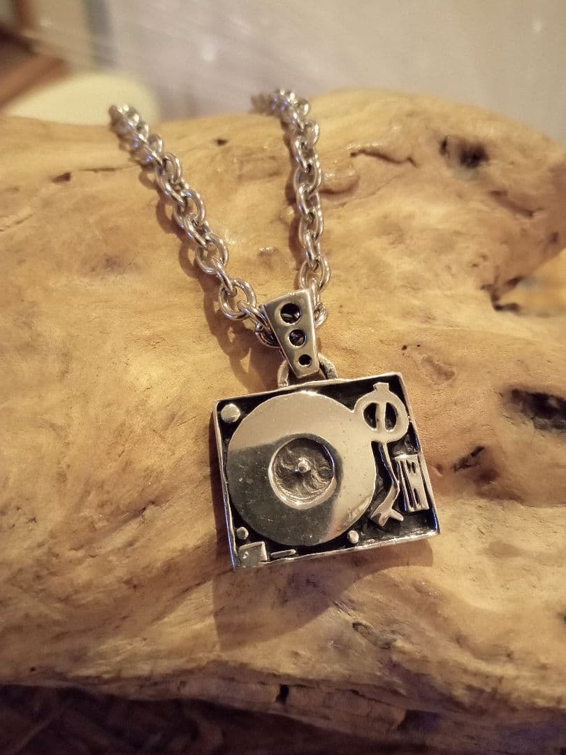 シルバー925無垢,ターンテーブル,ペンダント,トップ,レコードDJ,ネックレス