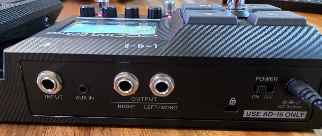 ZOOM G2X FOUR ギターマルチエフェクター IR搭載 79種エフェクト