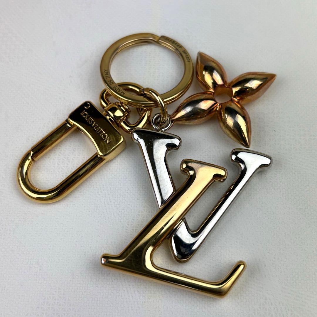 極美品✨ルイヴィトン チャーム M68449 ポルトクレ LVニューウェーブ