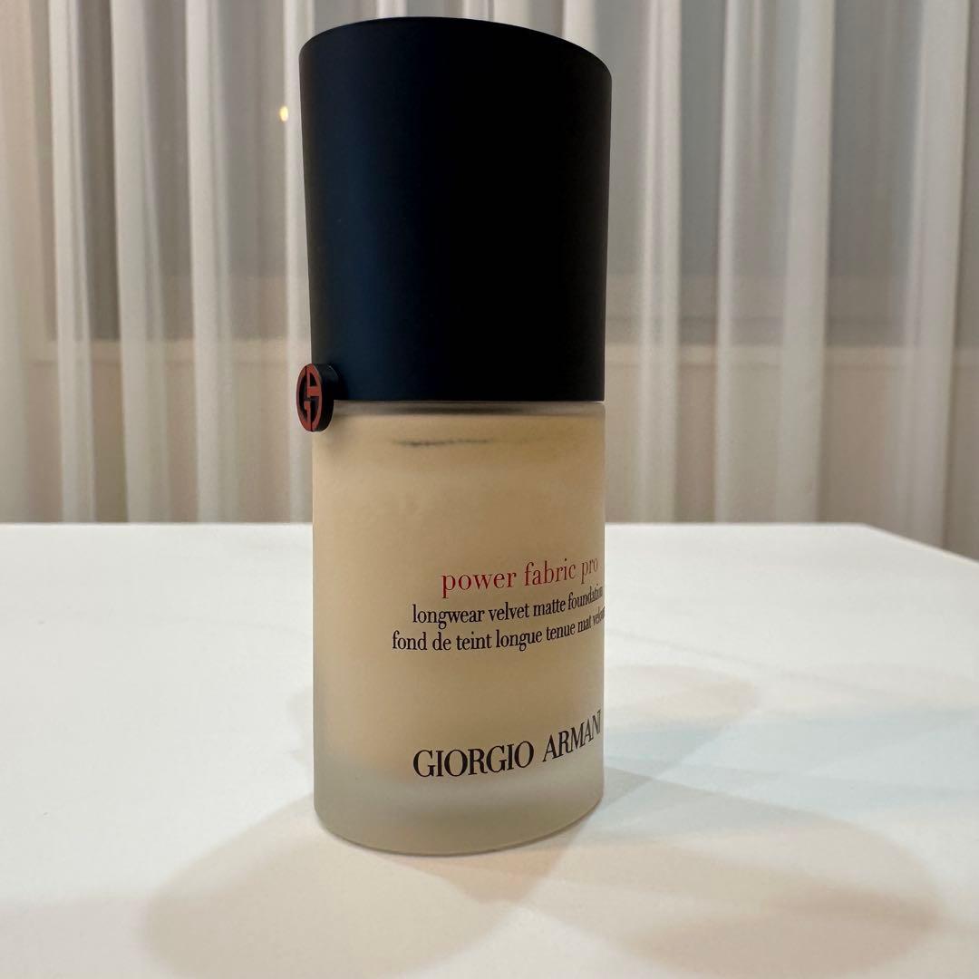那須CHANEL 化粧下地とアルマーニファンデーション2点