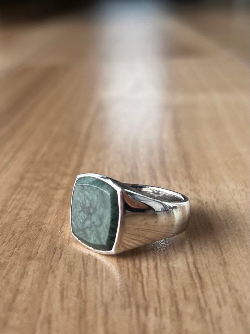トムウッド シグネットリング グリーンマーブル 60