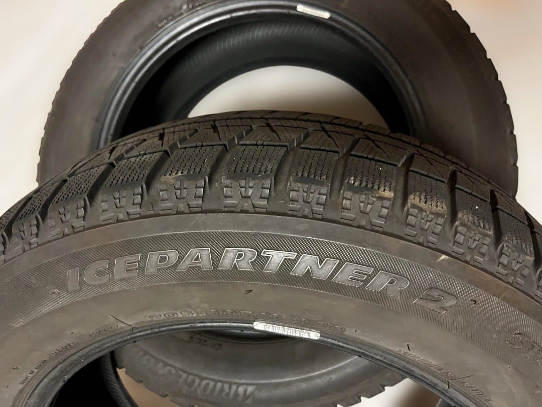ブリヂストン　スタッドレス　205/60R16 2022年製　2本セット！