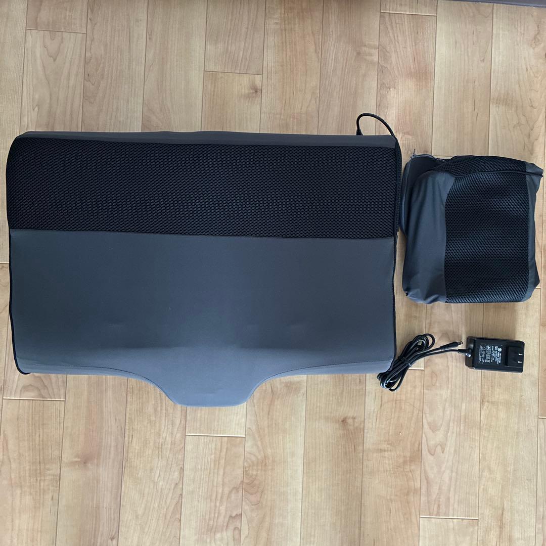 CyberChill Pillow 冷却機能枕 サイバーチルピロー　専用カバー付