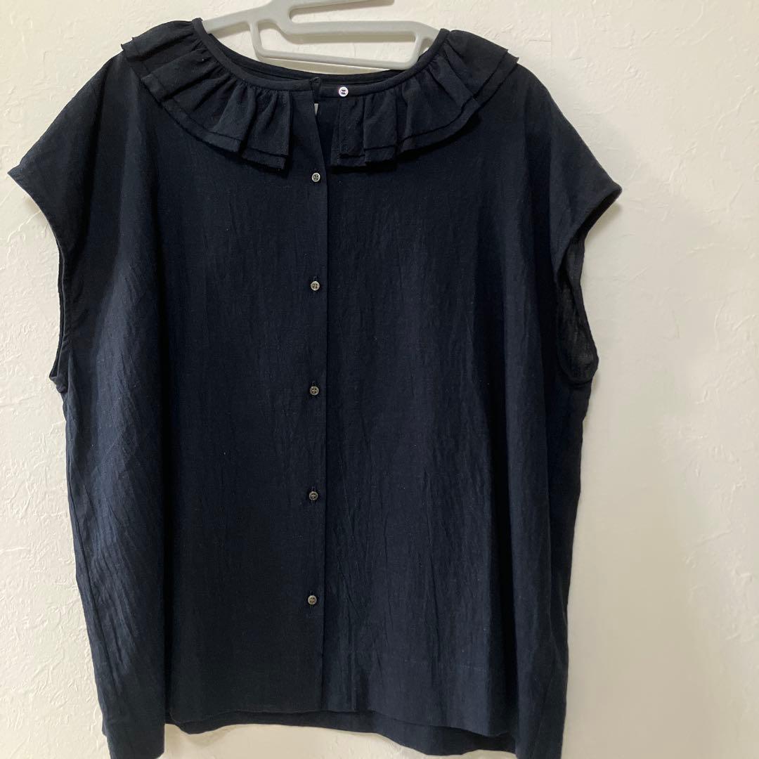 新品タグ付き アーバンリサーチ かぐれ フリルネックブラウス ネイビー