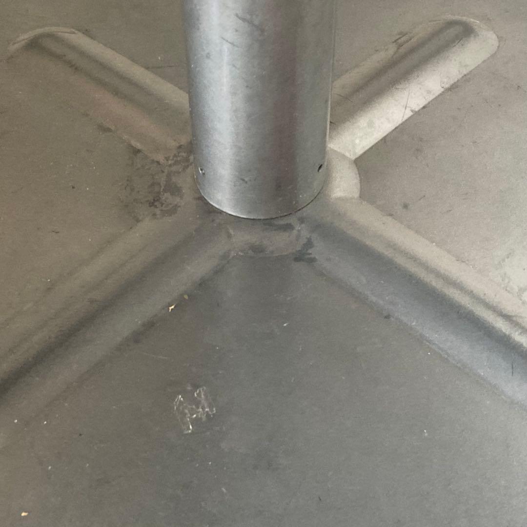 ◉専用ページ◉北欧デザイン ISKU ラウンド カフェ テーブル　-天板のみ-