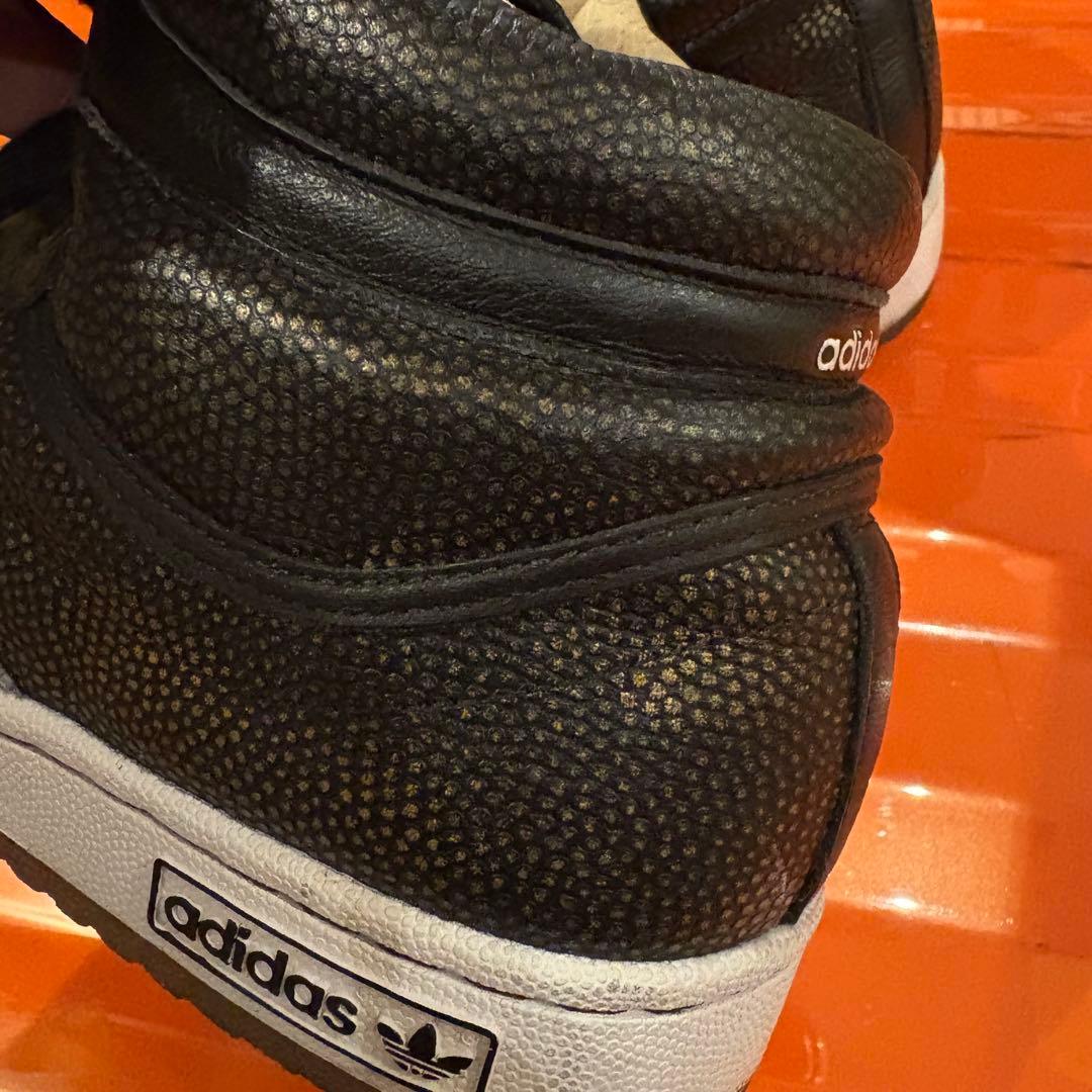 adidasx UNDEFEATED TOP TEN レザー ハイカット28.5