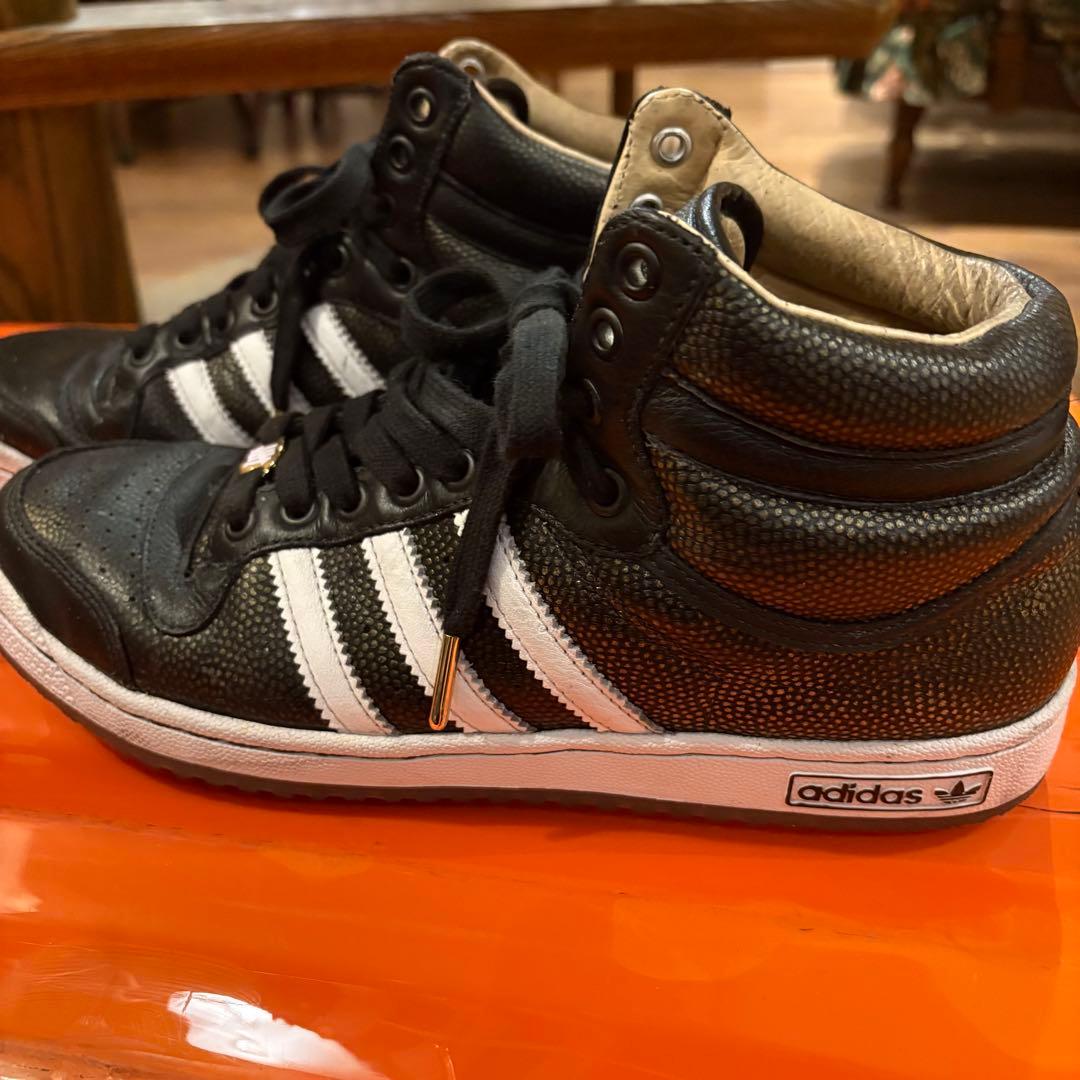 adidasx UNDEFEATED TOP TEN レザー ハイカット28.5