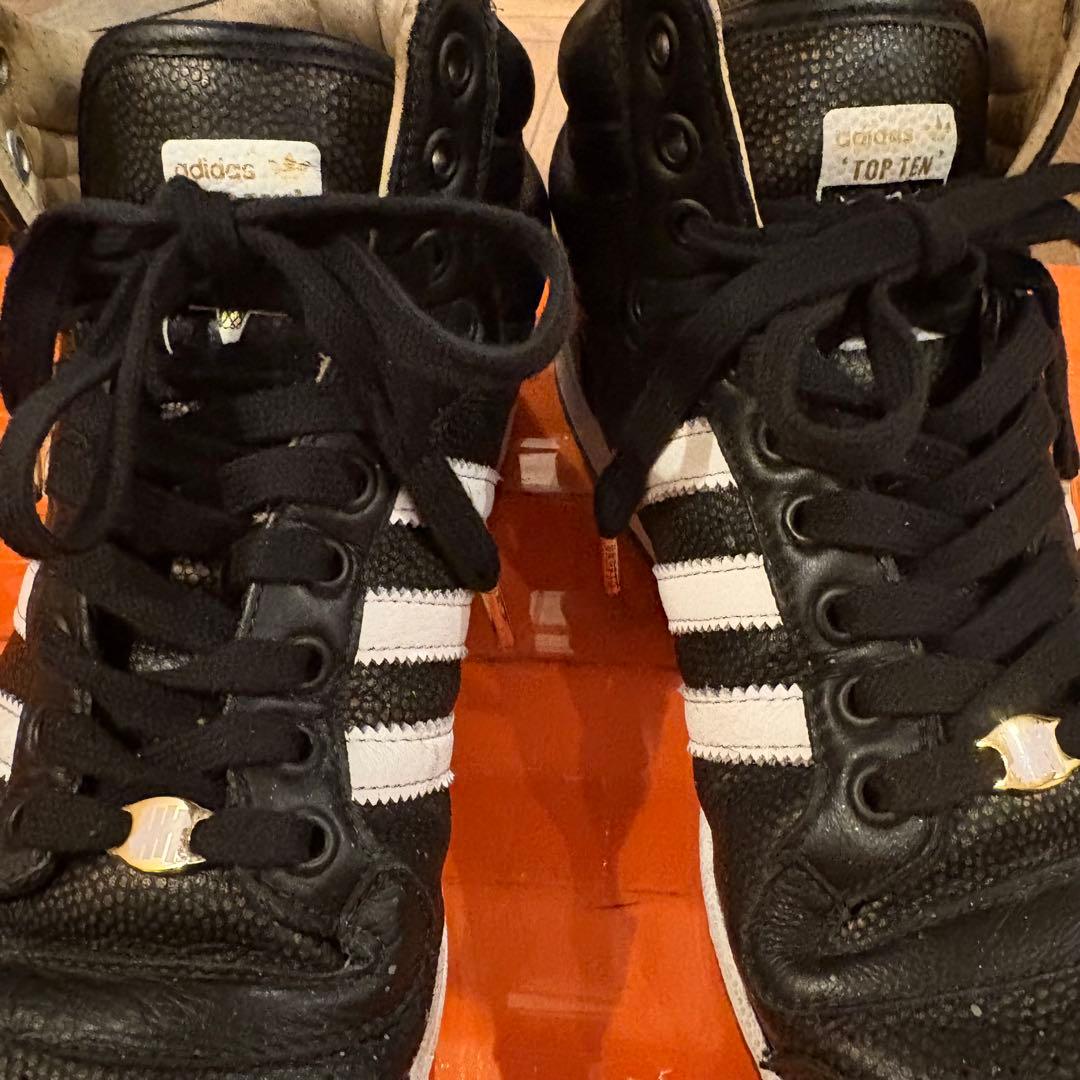 adidasx UNDEFEATED TOP TEN レザー ハイカット28.5