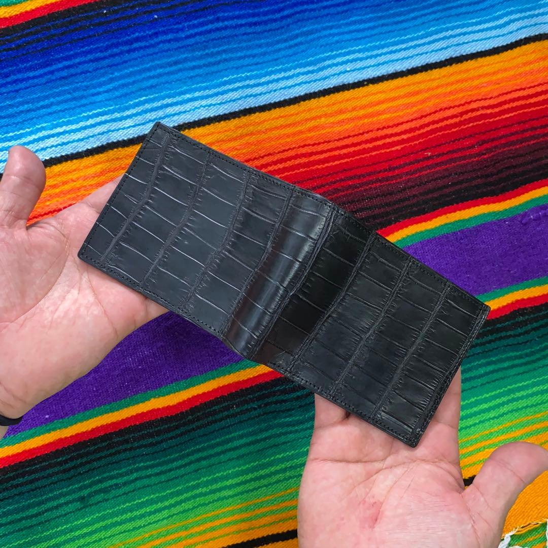 二つ折り財布　クロコダイルレザー ハンドメイド ※B級品