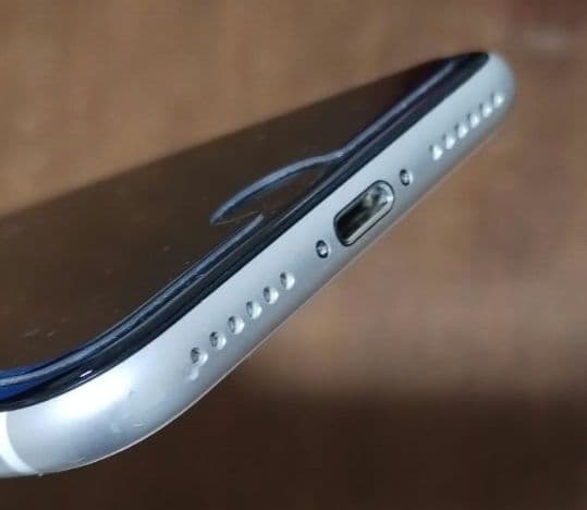 iphone se 第2世代 SE2 64GB ホワイト