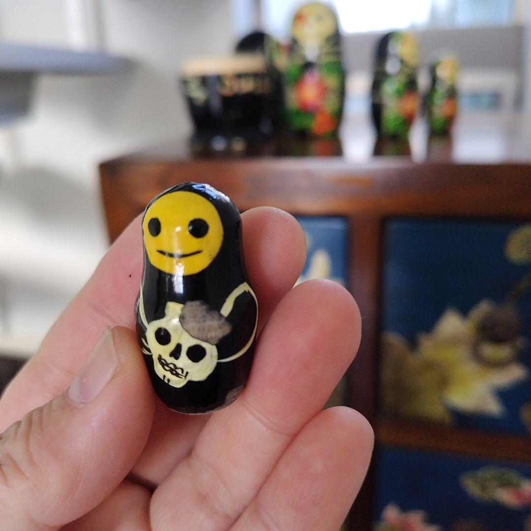 レア！suicoke スイコック スカルマトリョーシカ ブラック×レッドフラワー