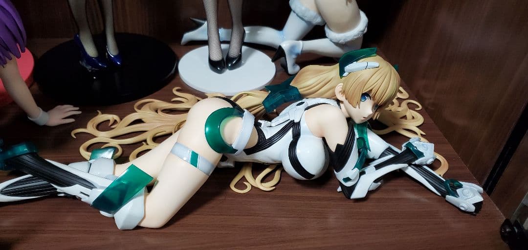 楽園追放 アンジェラ・バルザック 1/4スケール フィギュア