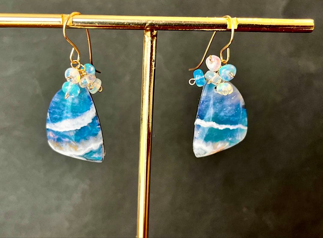 kayaです。14kgfオーロラ加工　プルームアゲートのピアス