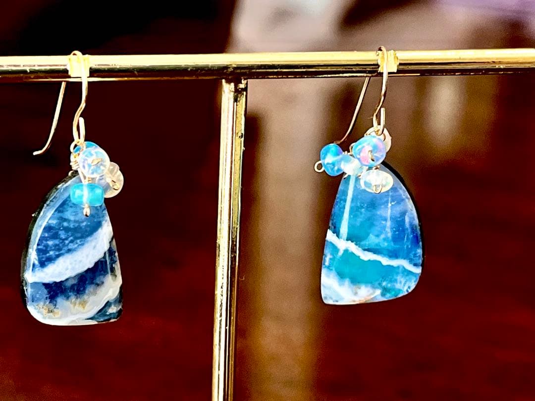 kayaです。14kgfオーロラ加工　プルームアゲートのピアス