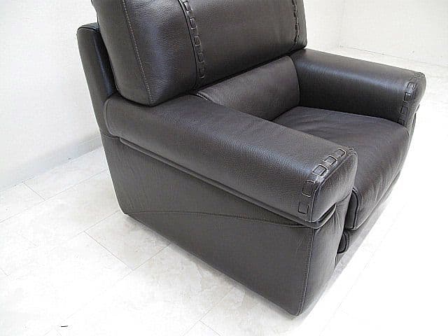 フォルメンティ 総革1人掛けソファ 　総本革ソファ/本革シングルソファ