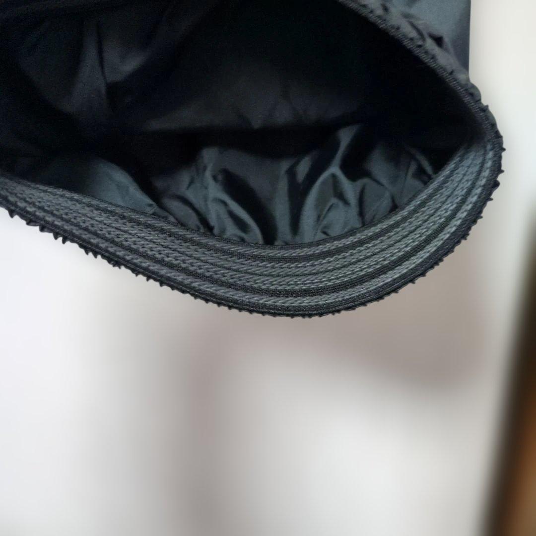 サロモン　メンズ　М