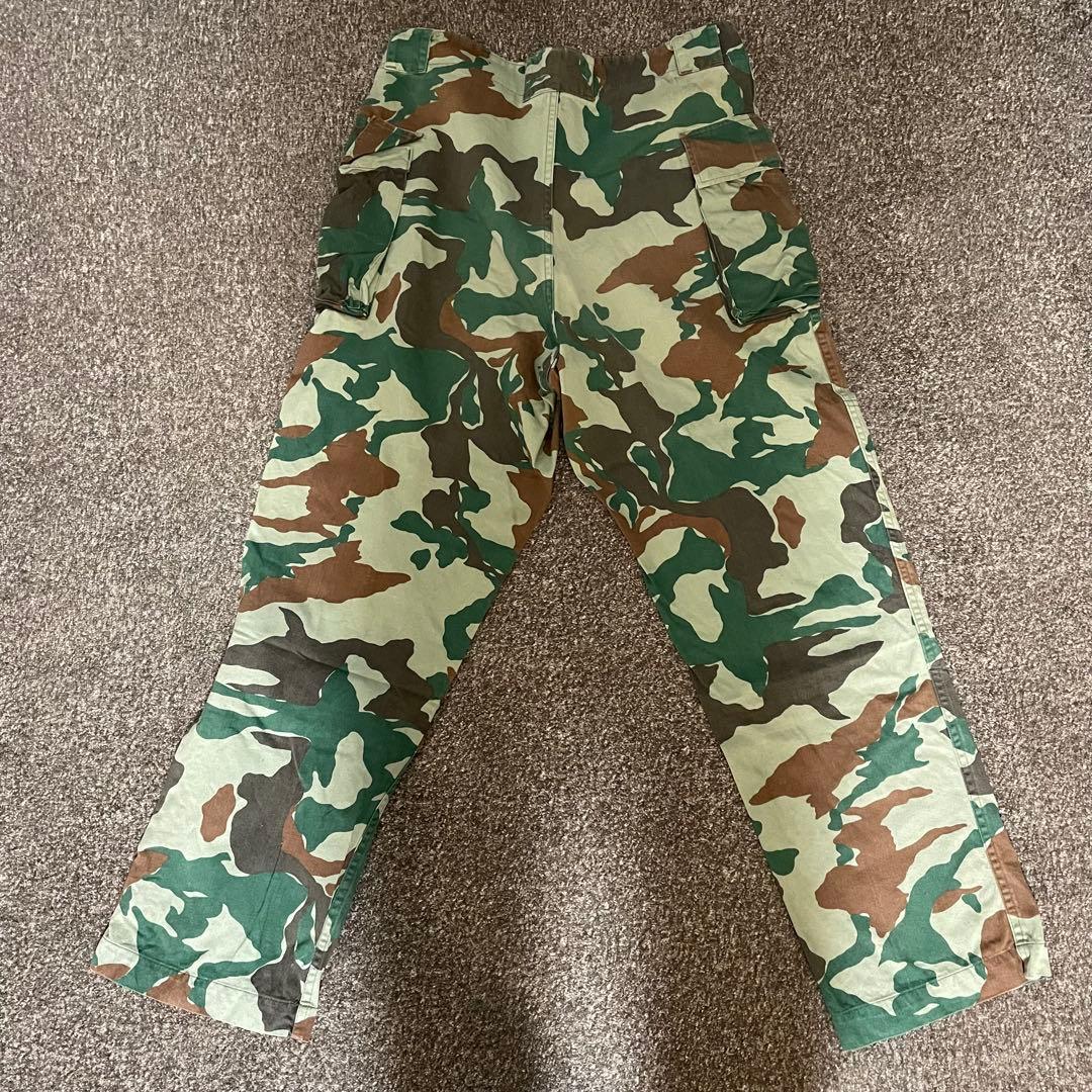 希少　迷彩服セットアップ　「熊笹迷彩」　ヴィンテージ　１９８６年製　特号サイズ
