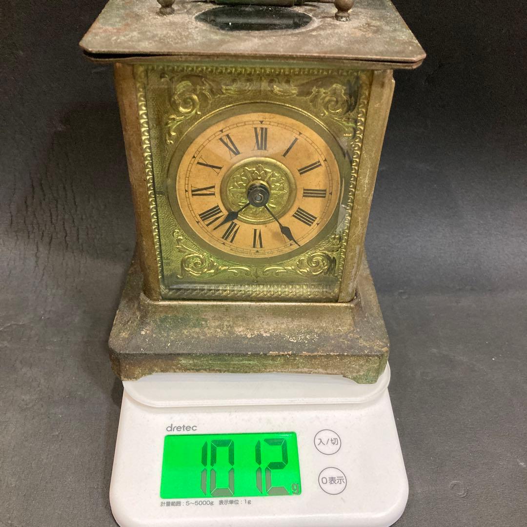 古い時計　ゼンマイ式