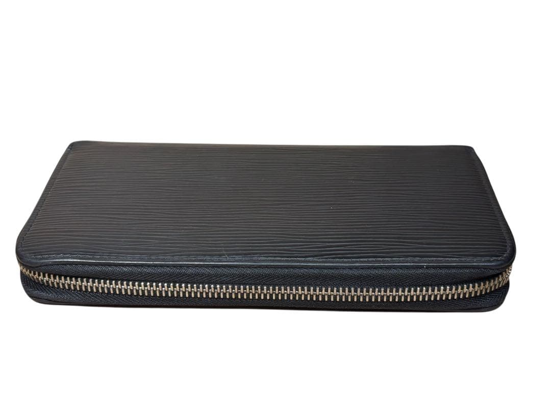 ルイヴィトン ジッピー ウォレット