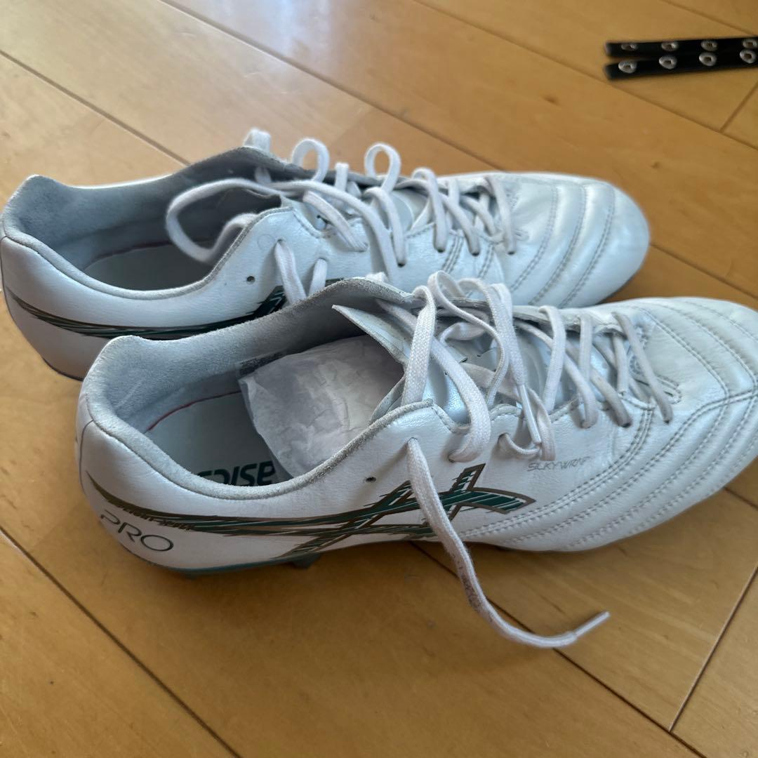 ASICS DS LIGHT X-FLY PRO 3サッカーシューズ