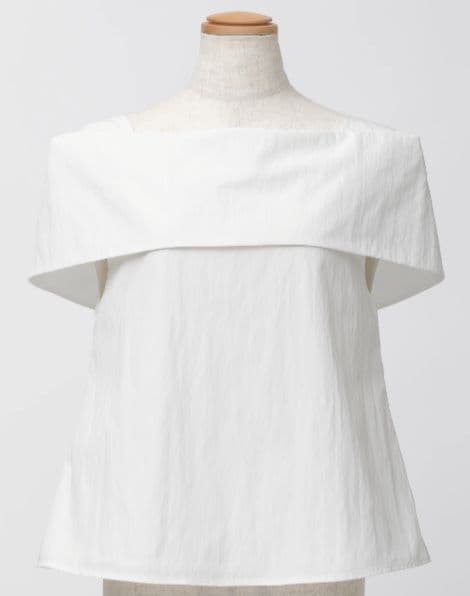 8/23まで。売切！新品タグ付き elu. エル オーロラブラウス 白 M