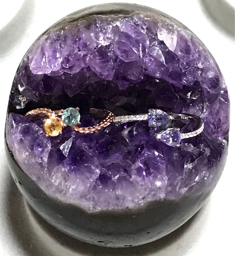 美品　ウルグアイ産　アメジスト　笑口　ドーム　約５８mm