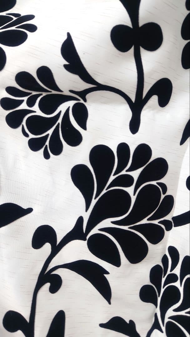 ニトリ　オーダーカーテン　遮光2級　センチュリー ブラック　レースセット