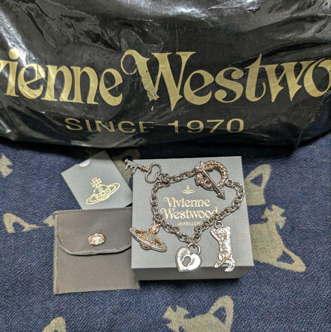 【VivienneWestwood】ヴィンテージチャーム付きブレスレット