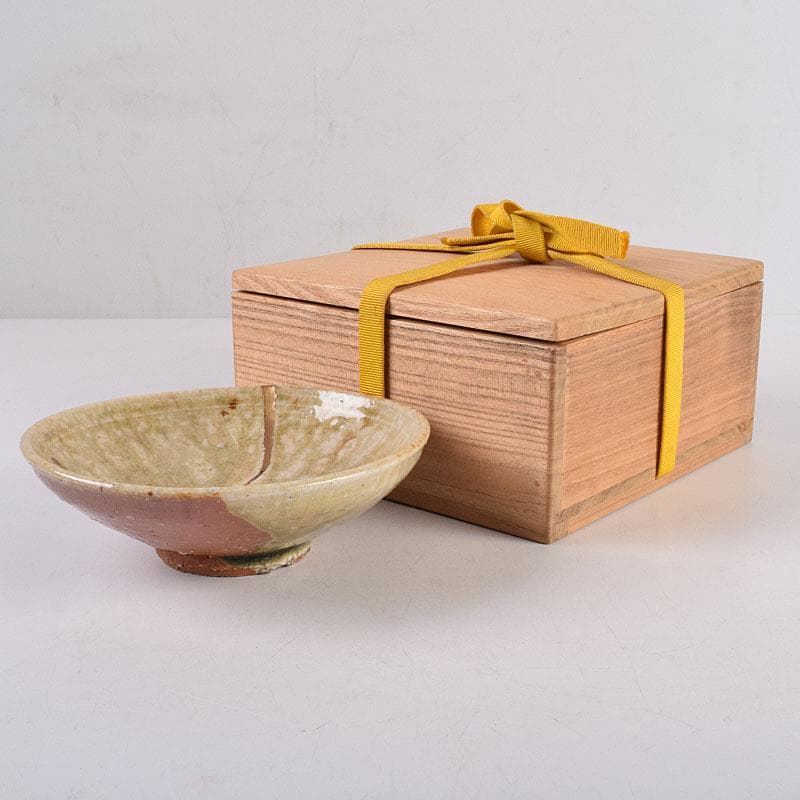 茶道具　信楽焼　平茶碗　銘布引　金継直し　堀内宗完(兼中斎)極め箱　VR9024