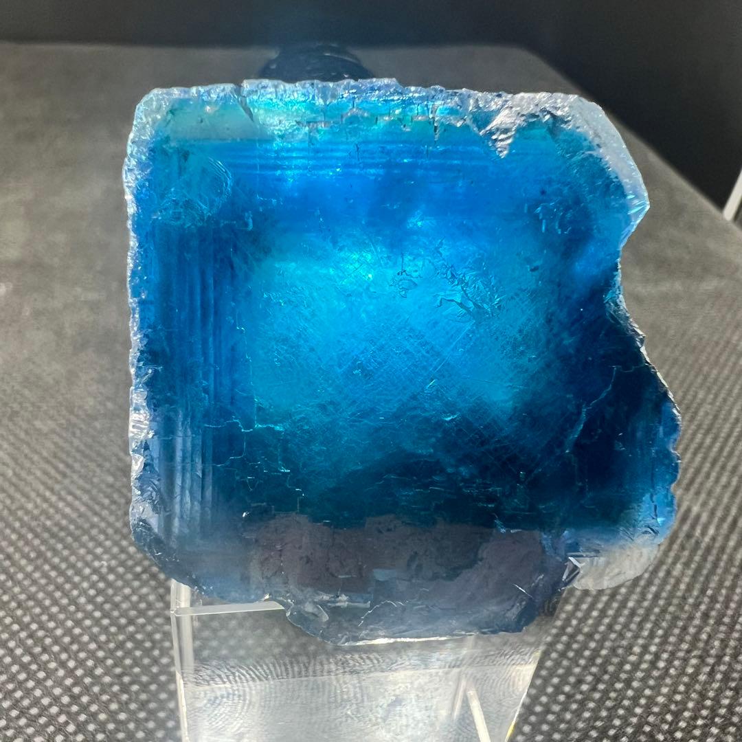 ヤオガンシャン　「ナイルブルー」ウィンドウ　「コバルトブルー」フローライト