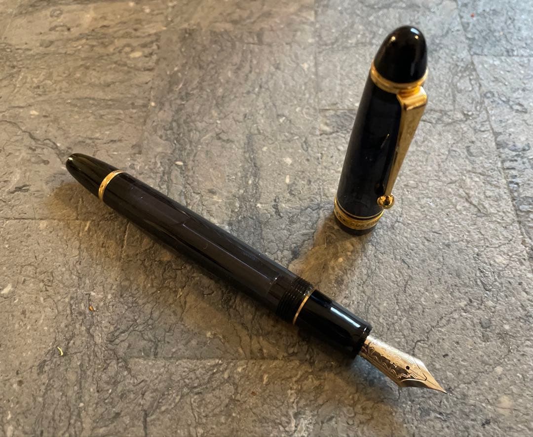 PILOT パイロット 万年筆 カスタム823 透明ブラック F