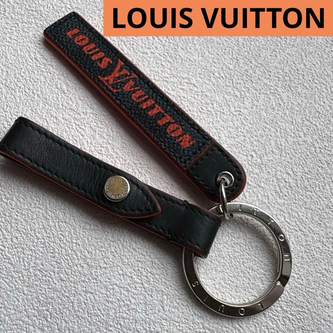 LOUIS VUITTON Keyring ヴィトンキーホルダー　M67776